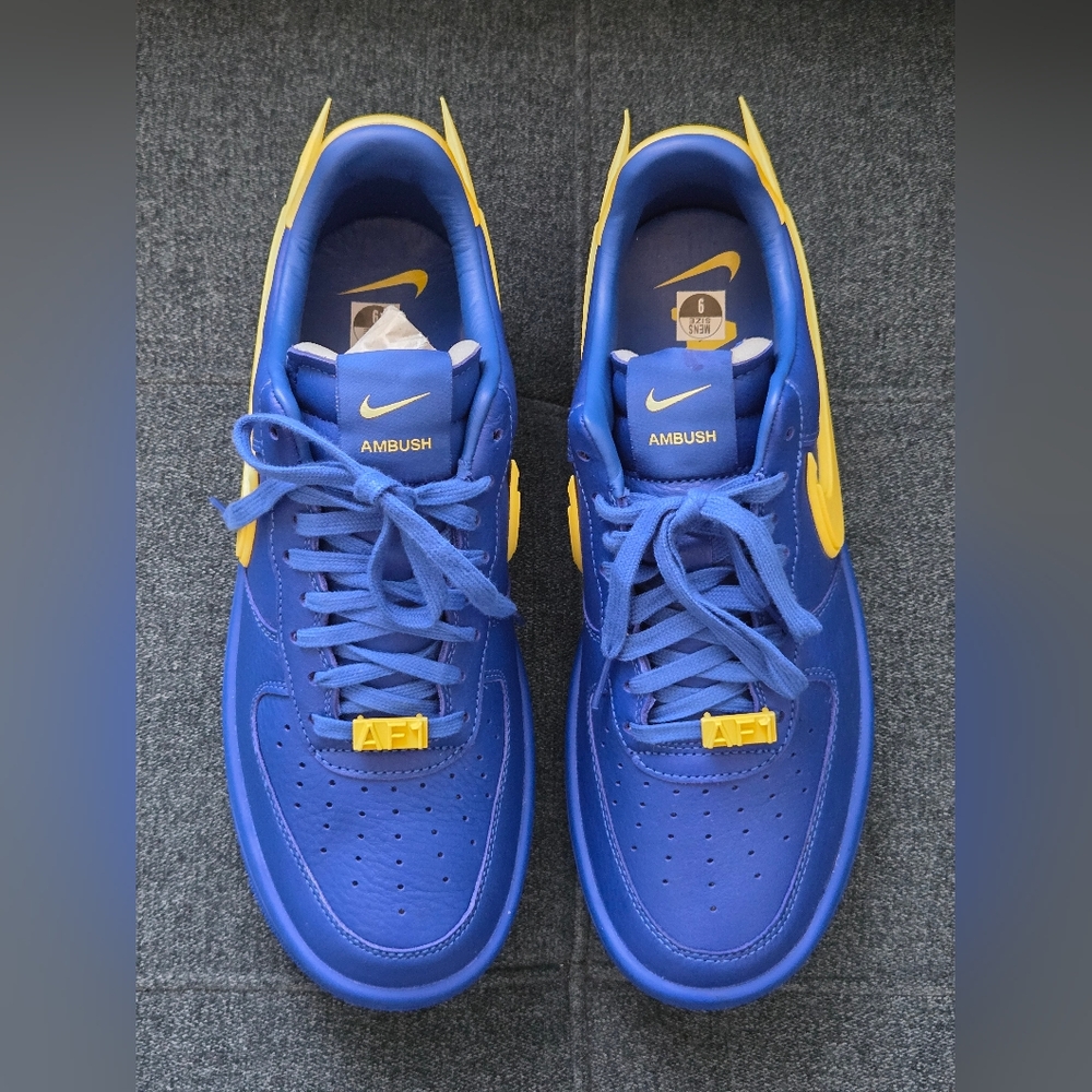 NIKE AIR FORCE AMBUSH